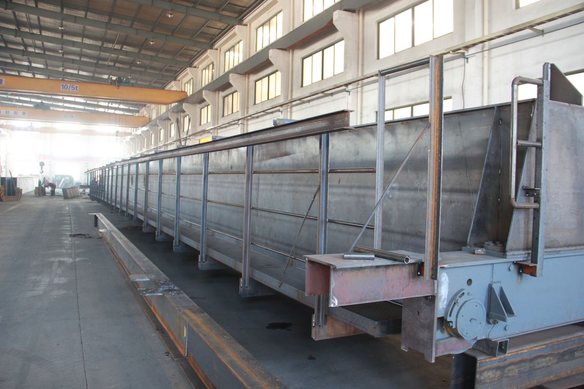 Main girder